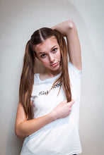 Cargar imagen en el visor de la galería, Silkiss T-Shirt Organic Cotton "Sisterhood"