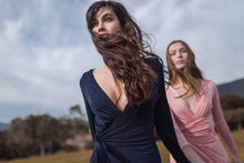 Cargar imagen en el visor de la galería, Vestido Sidney Indigo