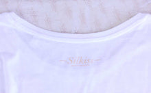 Cargar imagen en el visor de la galería, Silkiss T-Shirt Organic Cotton "BE FREE"