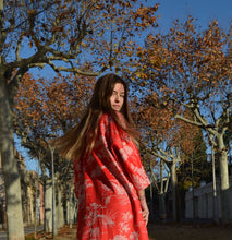 Cargar imagen en el visor de la galería, Kimono Japonés Red
