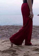 Cargar imagen en el visor de la galería, Mono Japonés Granate