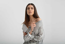 Cargar imagen en el visor de la galería, Camisa Sundika Negro