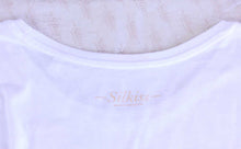Cargar imagen en el visor de la galería, Silkiss T-Shirt Organic Cotton &quot;BE FREE&quot;
